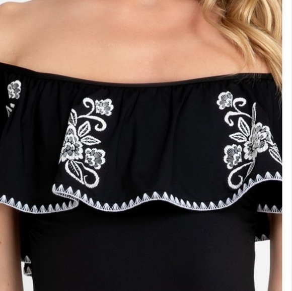 Johnny was SOFIA FLOUNCE ONE PIECE - Picture 8 of 10